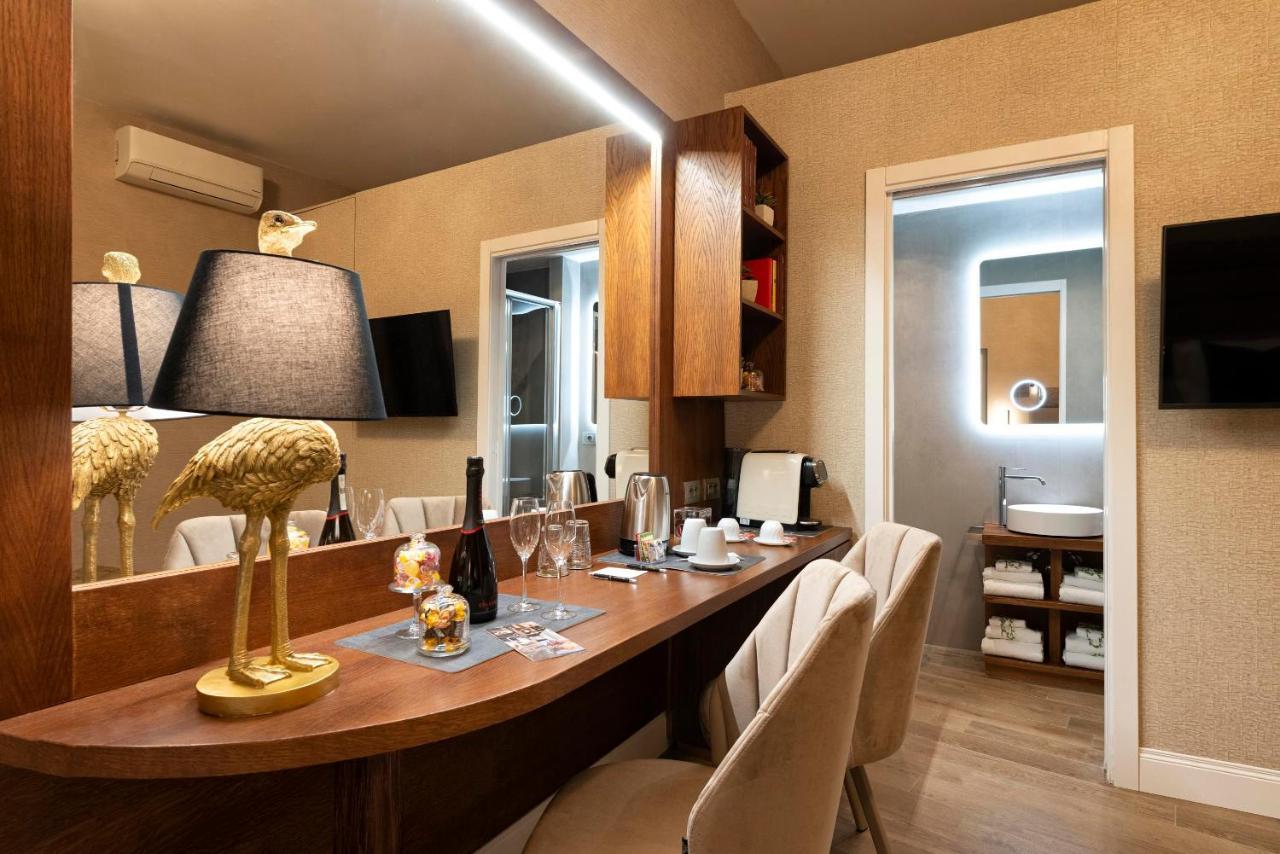Royal Rooms Corso Rzym Zewnętrze zdjęcie