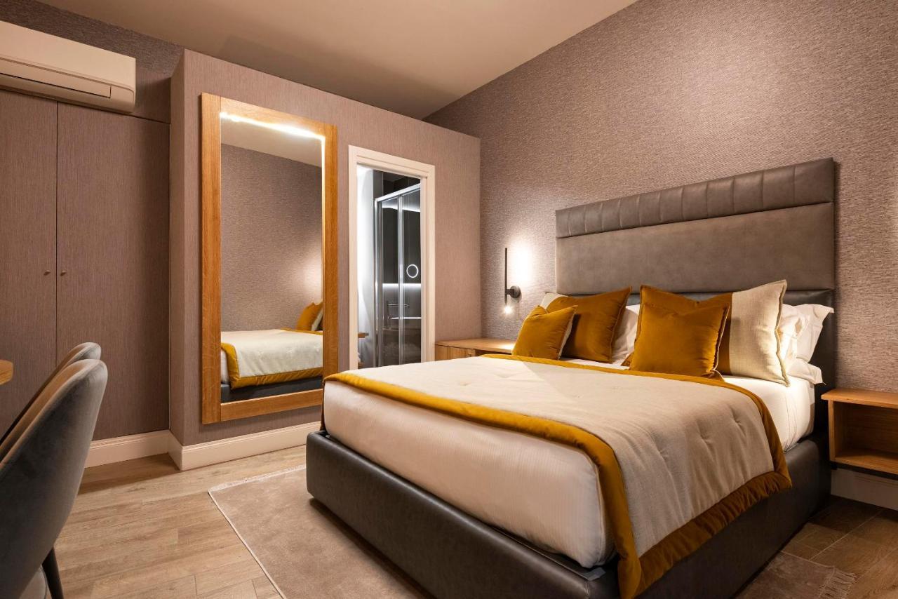 Royal Rooms Corso Rzym Zewnętrze zdjęcie
